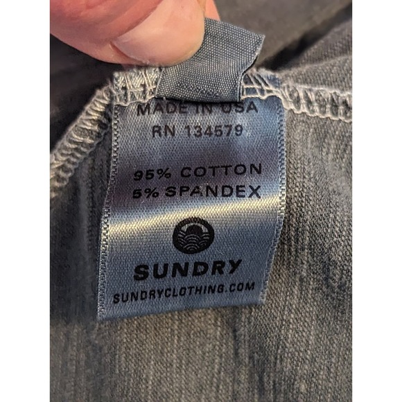 SUNDRY® Side Slit Skirt. Gray/Grey. Size 1 (small). 95% cotton/5% spandex - Picture 6 of 10